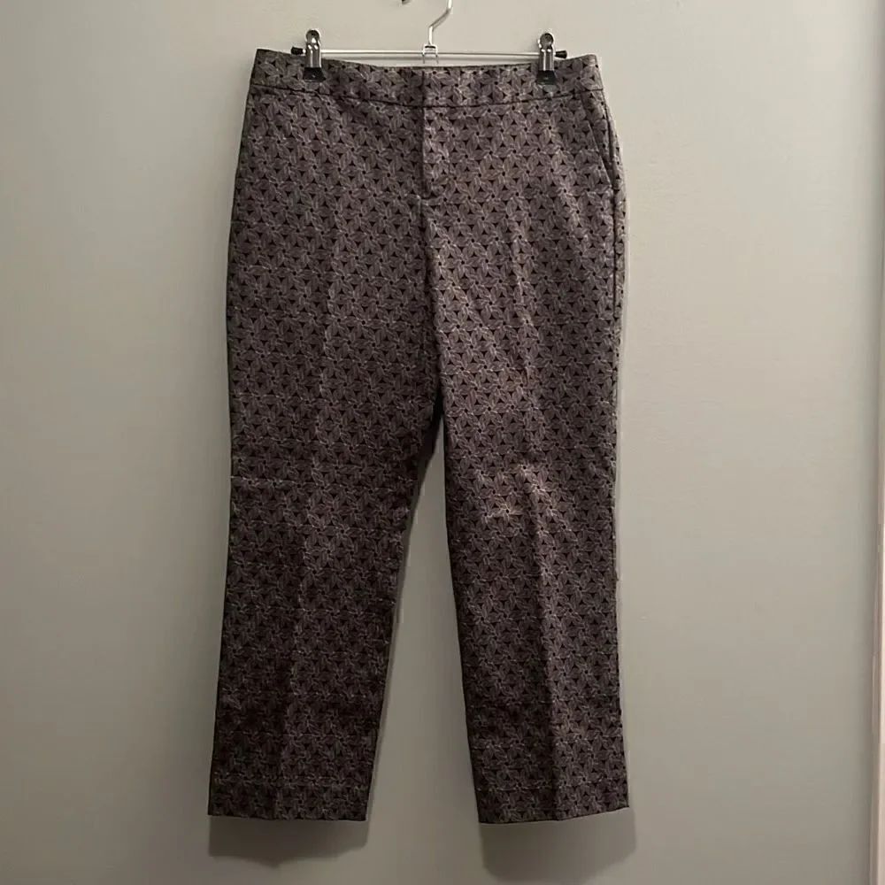 Banana Republic Women's Black and White Geometric, Ryan Fit Crop Pant